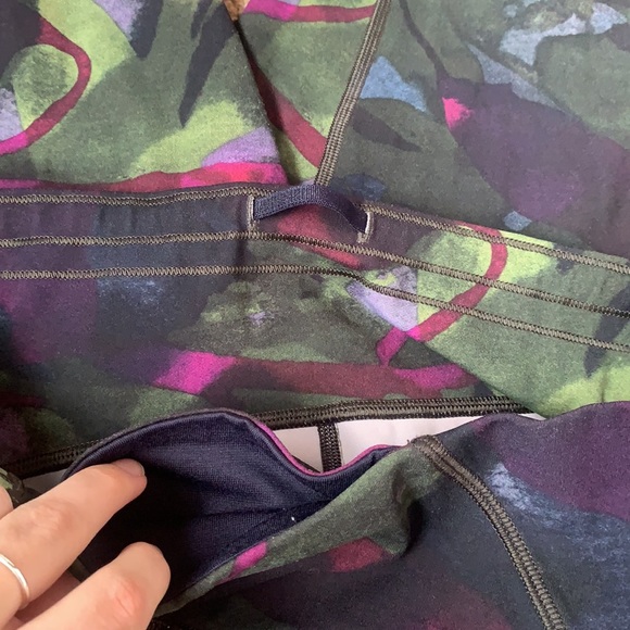 Lululemon multicolor leggings - Picture 7 of 12
